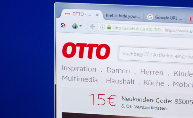אתר הקניות הגרמני Otto  (צילום: Sharaf Maksumov, shutterstock)