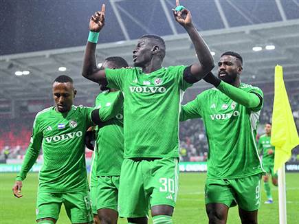 אבל בהחלט בראש מורם (האתר הרשמי של מכבי חיפה)