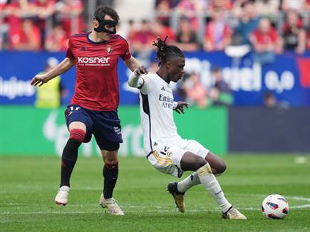 אבל האיכויות של הבלאנקוס היו גדולות על היריבה (GETTY)