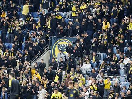 עם תמיכה גדולה מצד הקהל (צילום: אלן שיבר)