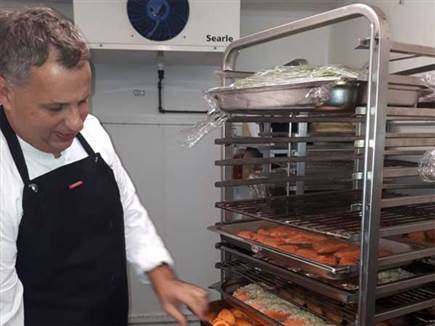 השף איתן מזרחי שהצטרף לנבחרת