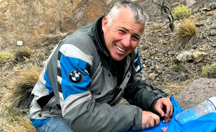 יונתן איון שאחיו סבסטיאן ז"ל נפל בקרב בשיפא (צילום: מתוך "משדר מיוחד" עם אלמוג בוקר, קשת 12)