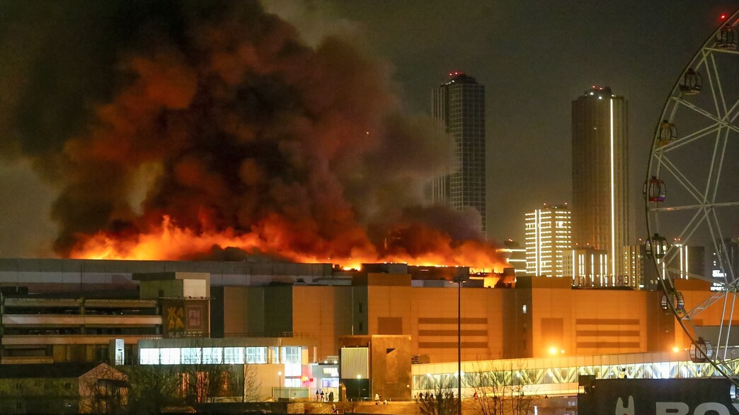 עשרות בני אדם נפגעו מפיגוע באולם קונצרטים במוסקווה עשרות בני אדם נפגעו מפיגוע באולם קונצרטים במוסקווה