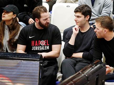 אדלסון יכול להיות מרוצה (צילום: אלן שיבר)