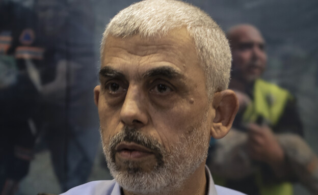 מנהיג הזרוע הצבאית של חמאס יחיא סינוואר מנהיג הזרוע הצבאית של חמאס יחיא סינוואר