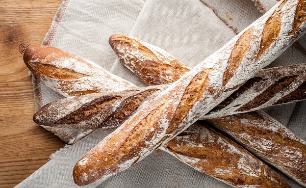 Healthy and Delicious Baguette: Enhancing Nutrition with Nuts, Seeds, Olive Oil, Herbs and Salt
