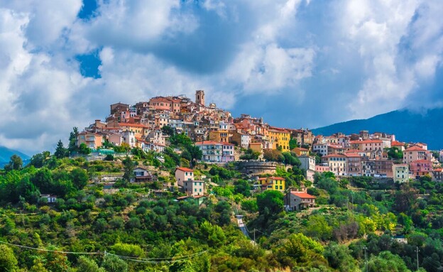 כפר במחוז אימפריה, איטליה (צילום: 123RF‏)
