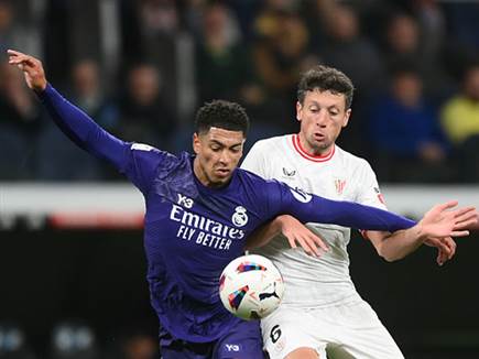 הפער בפסגה גדל (GETTY)