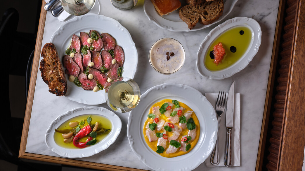 בירקין - ראשונות ליד היין בירקין - ראשונות ליד היין