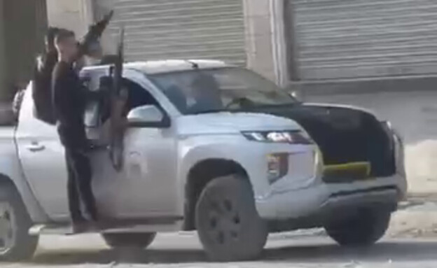 מחבלי הג'יהאד האיסלאמי בטולכרם משתלטים על רכב 