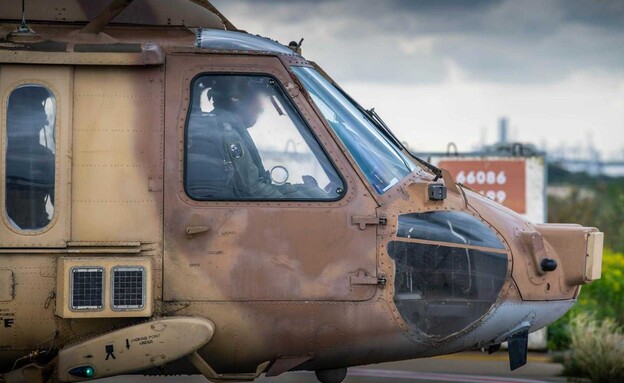 מסוקי ינשוף (בלק הוק) של חיל האוויר (צילום: דובר צה