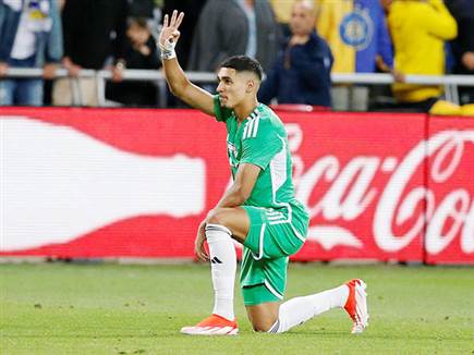 חלאילי איזן מאוחר יותר (אלן שיבר)