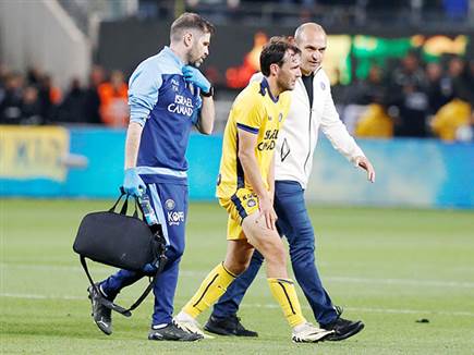 דאגה במכבי תל אביב. ואן אובריים (אלן שיבר)