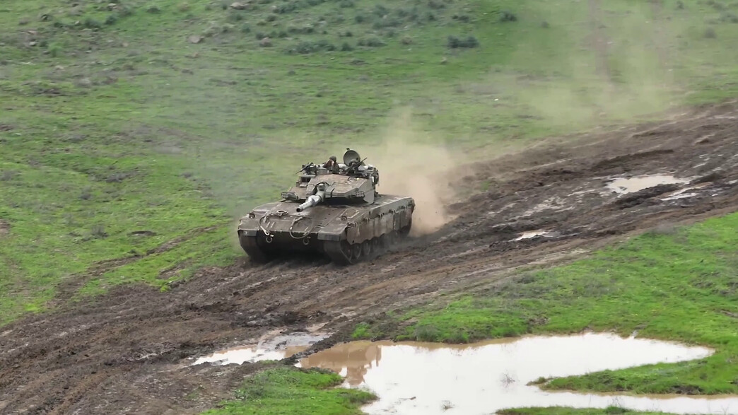 טנק בחזית הצפון, המוכנות למלחמה עם חיזבאללה (צילום: דובר צה"ל)