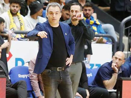 הוא ימתקד במאבקי הפלייאוף. אלעד חסין (אלן שיבר)