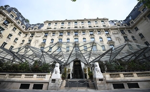 מלון פנינסולה פריז צרפת (צילום: FRANCK FIFE, getty images)