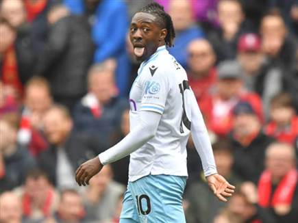 הישג ענק לקבוצתו. אברצ`י אזה (GETTY)