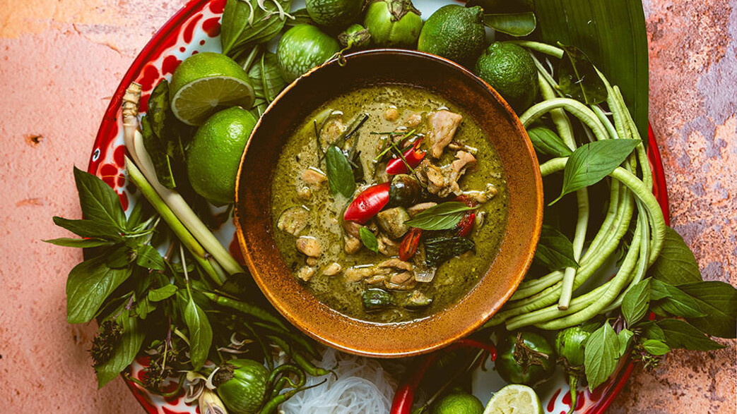 תבשיל קארי ירוק | הליכה בבנגקוק, מידד סטבינסקי