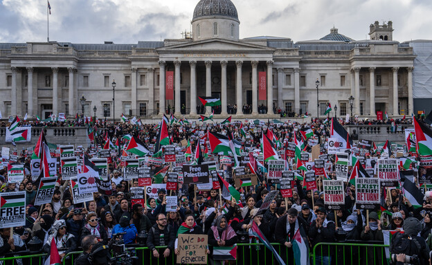 הפגנות פרו-פלסטיניות בלונדון (צילום: carl court, getty images)