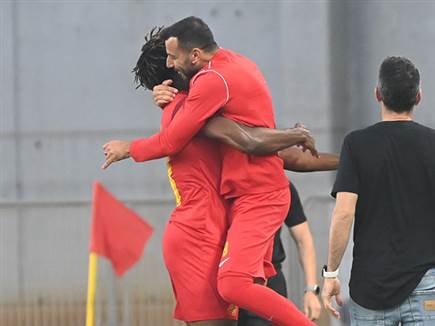 אשדוד חגגה אחרי שתי דקות (ברני ארדוב)