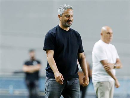 יכול לחייך. ברק יצחקי (אלן שיבר)