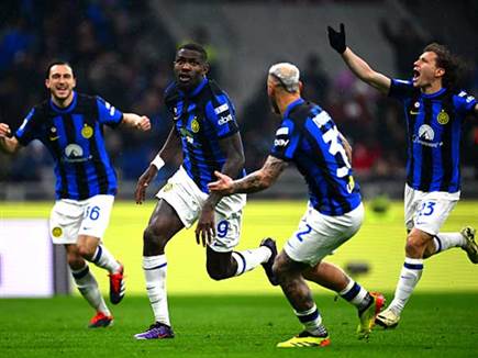 חגיגות בכחול (GETTY)