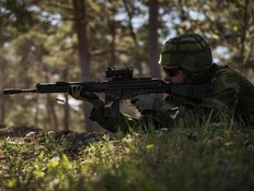 אימון של המשמר הלאומי השוודי (צילום: JONATHAN NACKSTRAND, AFP via Getty Images)