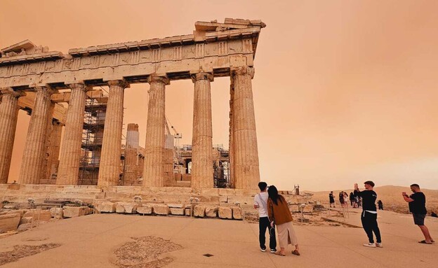 יוון סערת חול אתונה (צילום: טלי גיל)