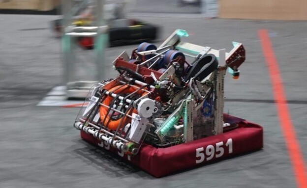 תחרות רובוטיקה  (צילום: יח