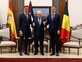 אבו מאזן עם סנצ'ס ודה קרו, ראשי ממשלות ספרד ובלגיה (צילום: רויטרס)