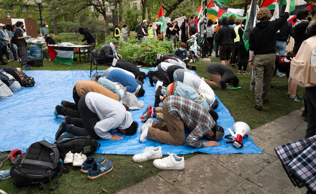 מחאות פרו פלסטיניות אלימות באוניברסיטת קולומביה (צילום: Scott Olson, getty images)