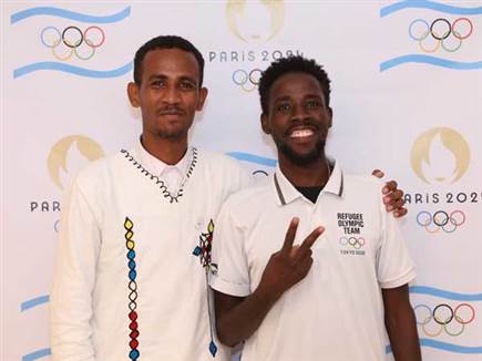 גבריסוס בצד ימין, עבדלמג'יד בצד שמאל (הוועד האולימפי) (צילום: ספורט 5)