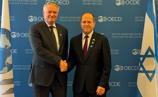 שר הכלכלה ניר ברקת נפגש עם מזכ״ל ה-OECD  (צילום: תקשורת שר הכלכלה)