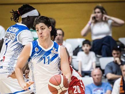 היא נתקלה ביריב קשוח (צילום: עודד קרני)