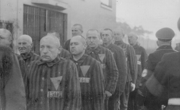 אסירים הומוסקסואלים במחנה הריכוז בזקסנהאוזן, גרמניה 1938 (צילום: wikimedia)