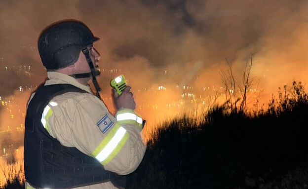 השריפות במרחב קריית שמונה לאחר הירי מלבנון (צילום: כבאות והצלה לישראל מחוז צפון)