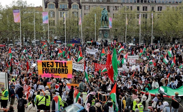 הפגנות במאלמו נגד ישראל (צילום:  REUTERS/Leonhard Foeger)