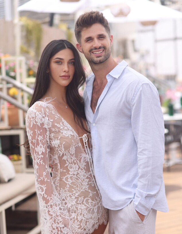 דורין דותן ובעלה עומר פרקש באירוע הבריתה של בתם