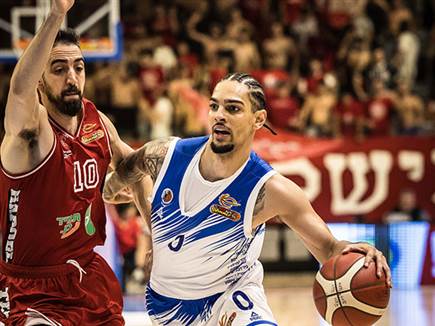 מייקל דבו החזיר את רמת גן למשחק (עודד קרני)