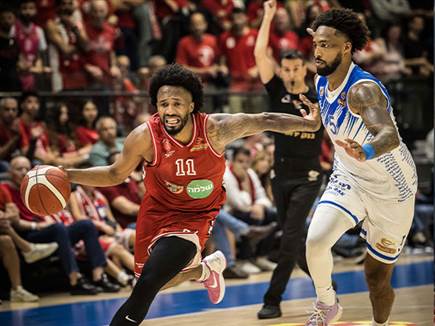 האדומים לחצו על הגז בסיום (עודד קרני)