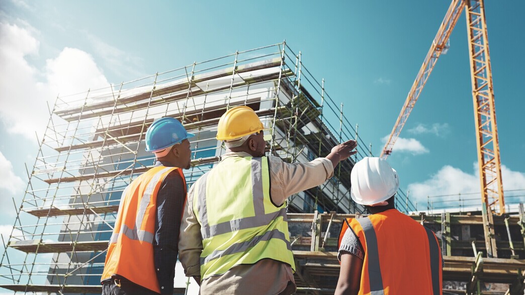 עובדי הבנייה עובדי הבנייה