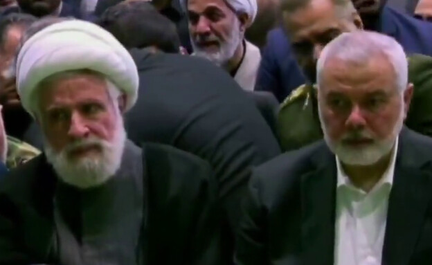 Haniyeh among mourners at Raisi’s funeral