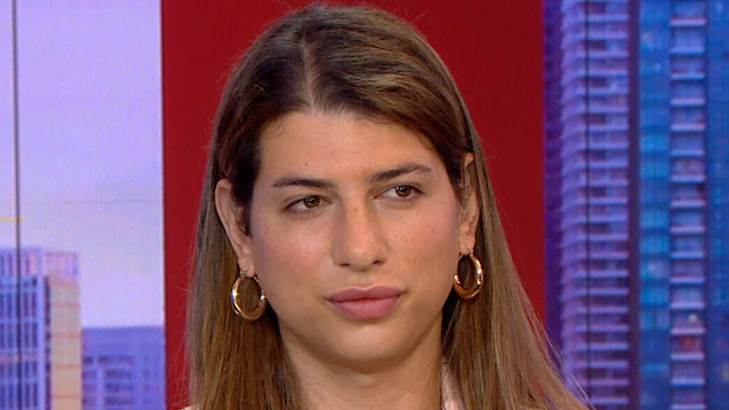 ספיר ברמן על הסרט שחושף את סיפור חייה ספיר ברמן על הסרט שחושף את סיפור חייה