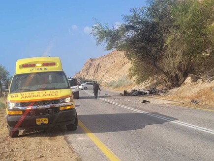 תאונה קשה בכביש 90 סמוך לקליה (צילום: דוברות מד״א)
