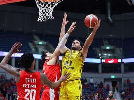 משחק טוב שלו לא הספיק. ג`סטין סמית` (לירון מולדובן)