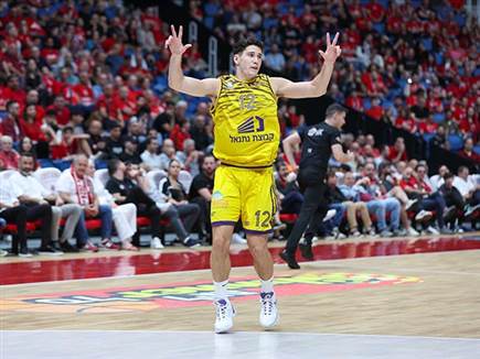 גם הוא הגיע הערב. שחר עמיר (לירון מולדובן)