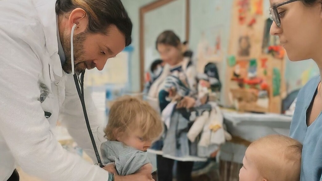 ילדים מאושפזים (צילום: שאטרסטוק)