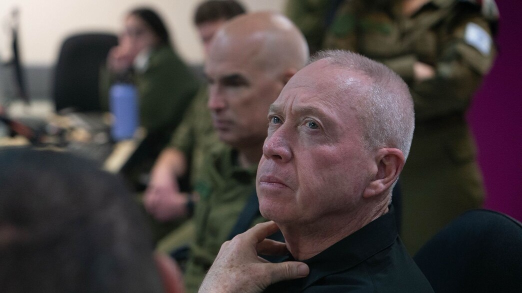 שר הביטחון גלנט הציג את מפקדי חיזבאללה שחוסלו שר הביטחון גלנט הציג את מפקדי חיזבאללה שחוסלו