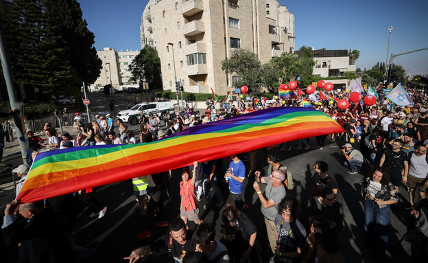 מצעד הגאווה בירושלים (צילום: יונתן זינדל, פלאש 90)