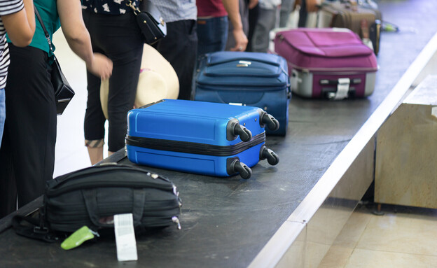 מסוע מזוודות נמל תעופה (צילום: Vietnam Stock Images, shutterstock)